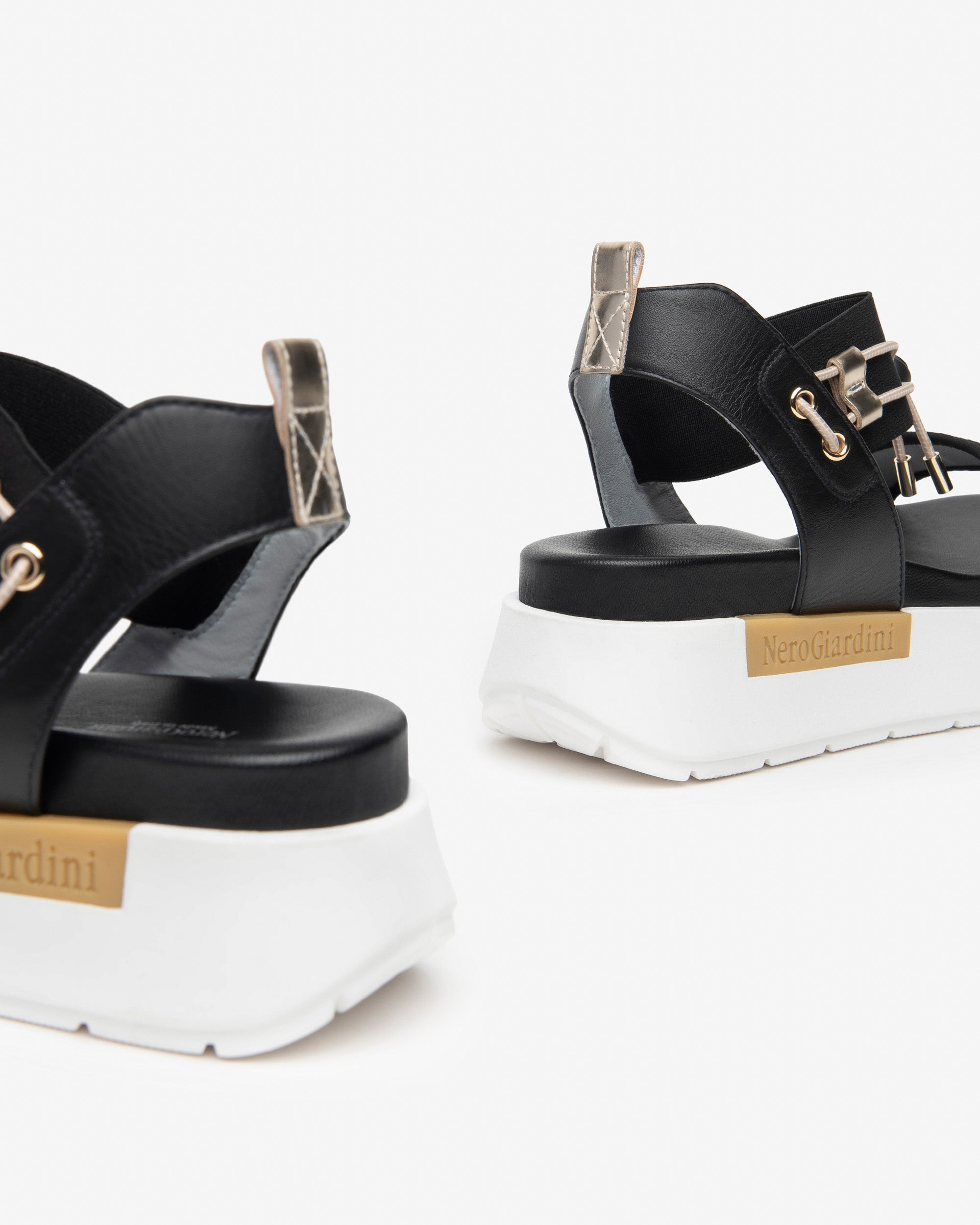 Sandali Donna in Pelle e Tela