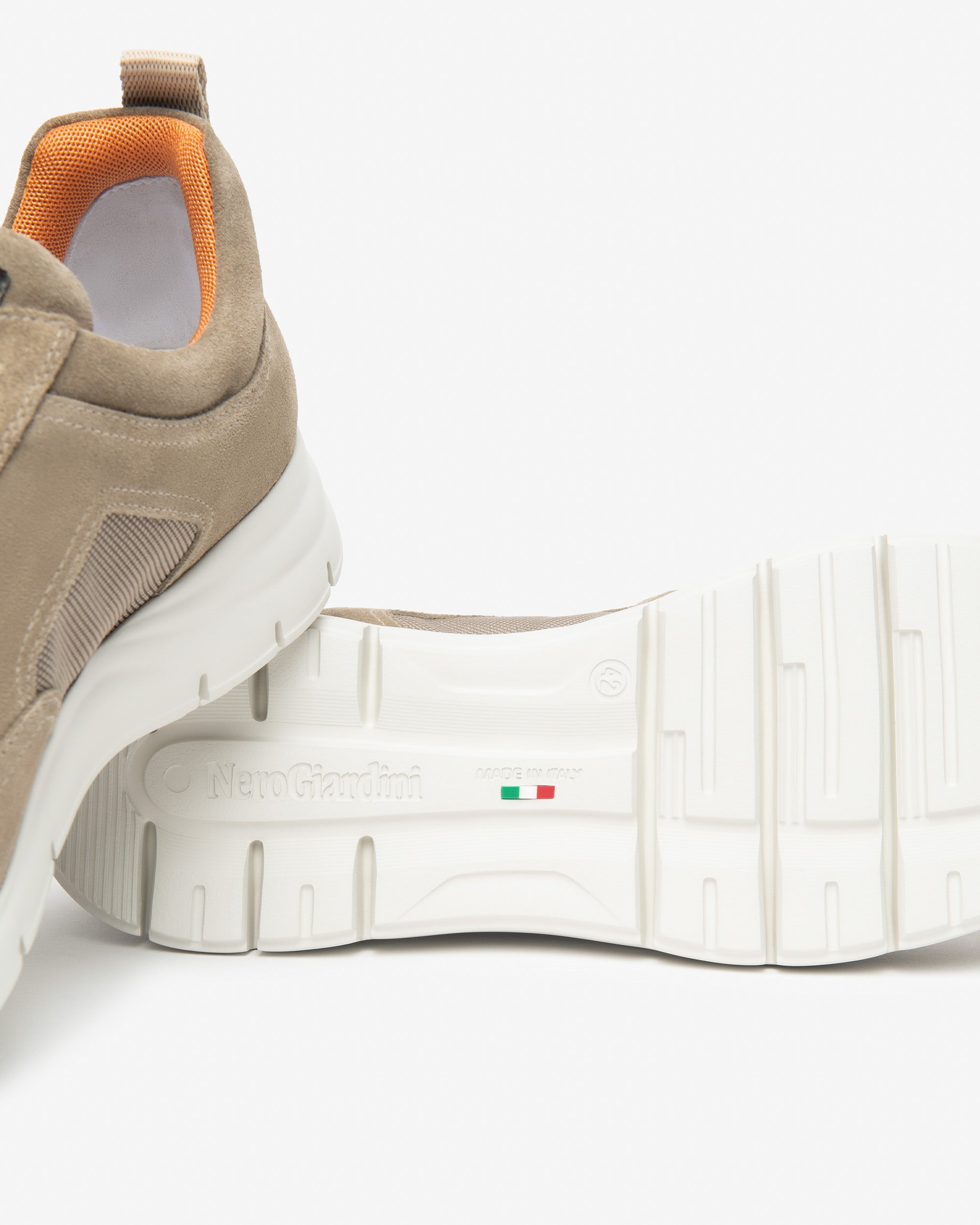 Sneakers Uomo in Camoscio e Tela