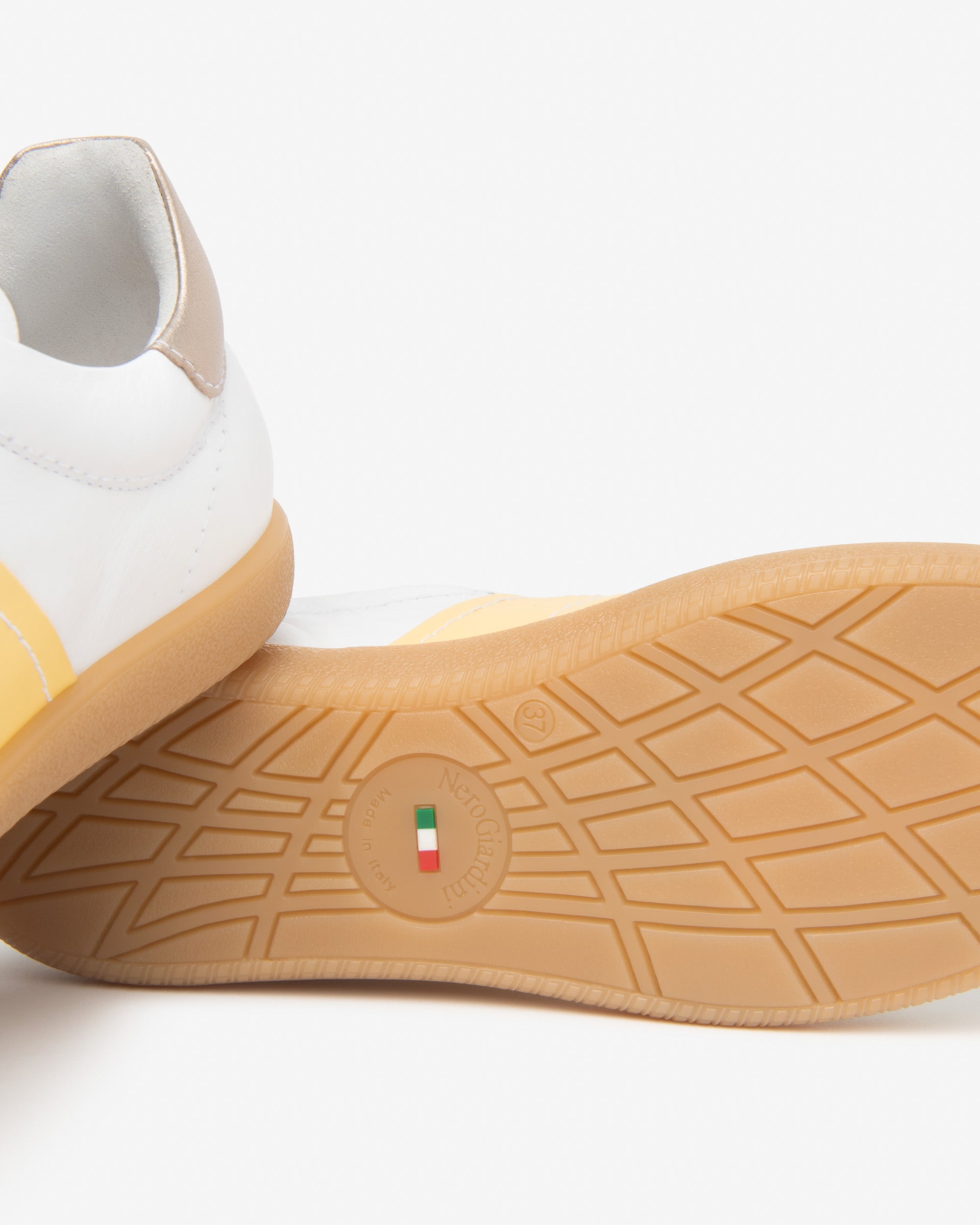 Sneakers Donna in Pelle e Tela