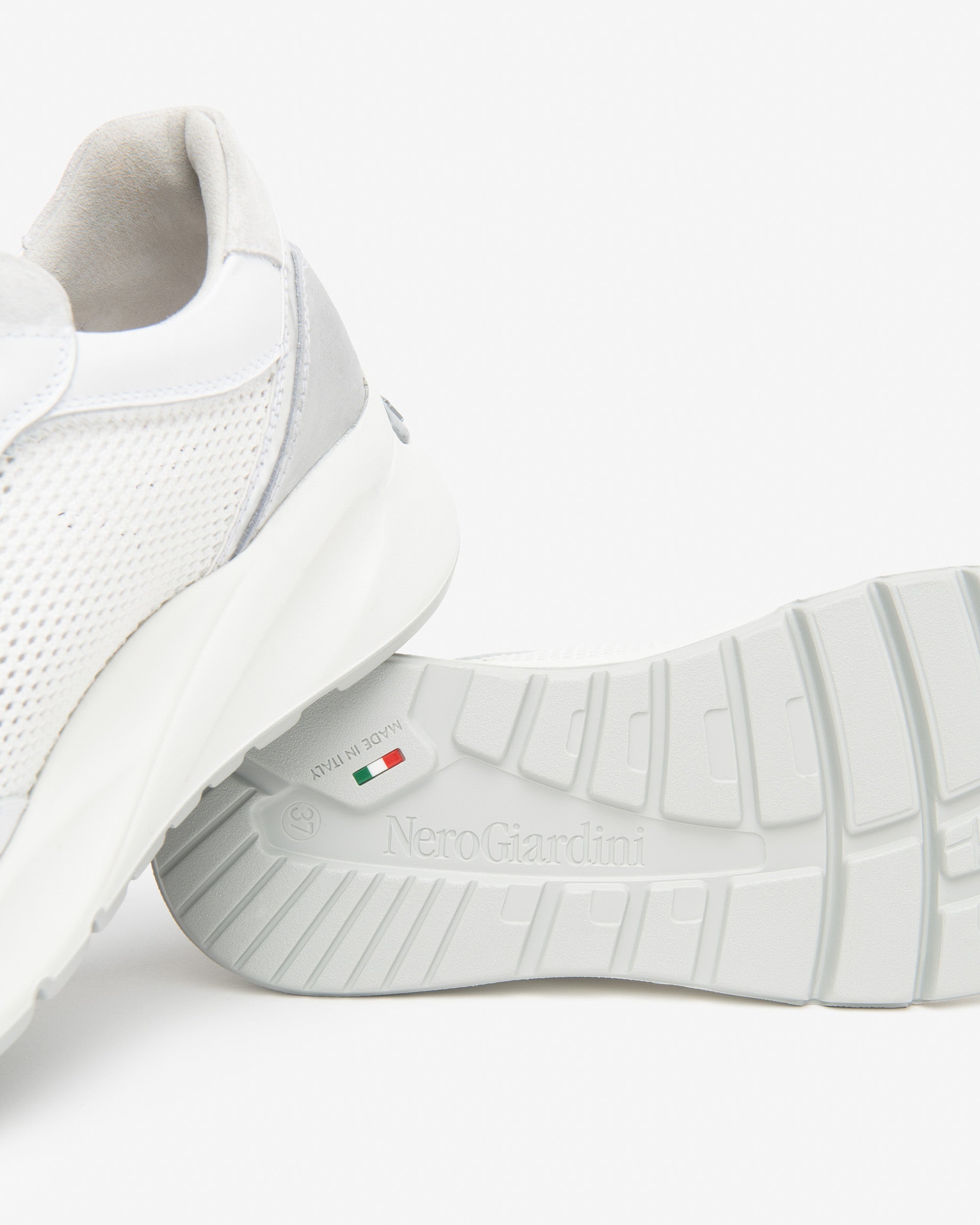 Sneakers Donna in Pelle, Tela e Materiale Tecnico