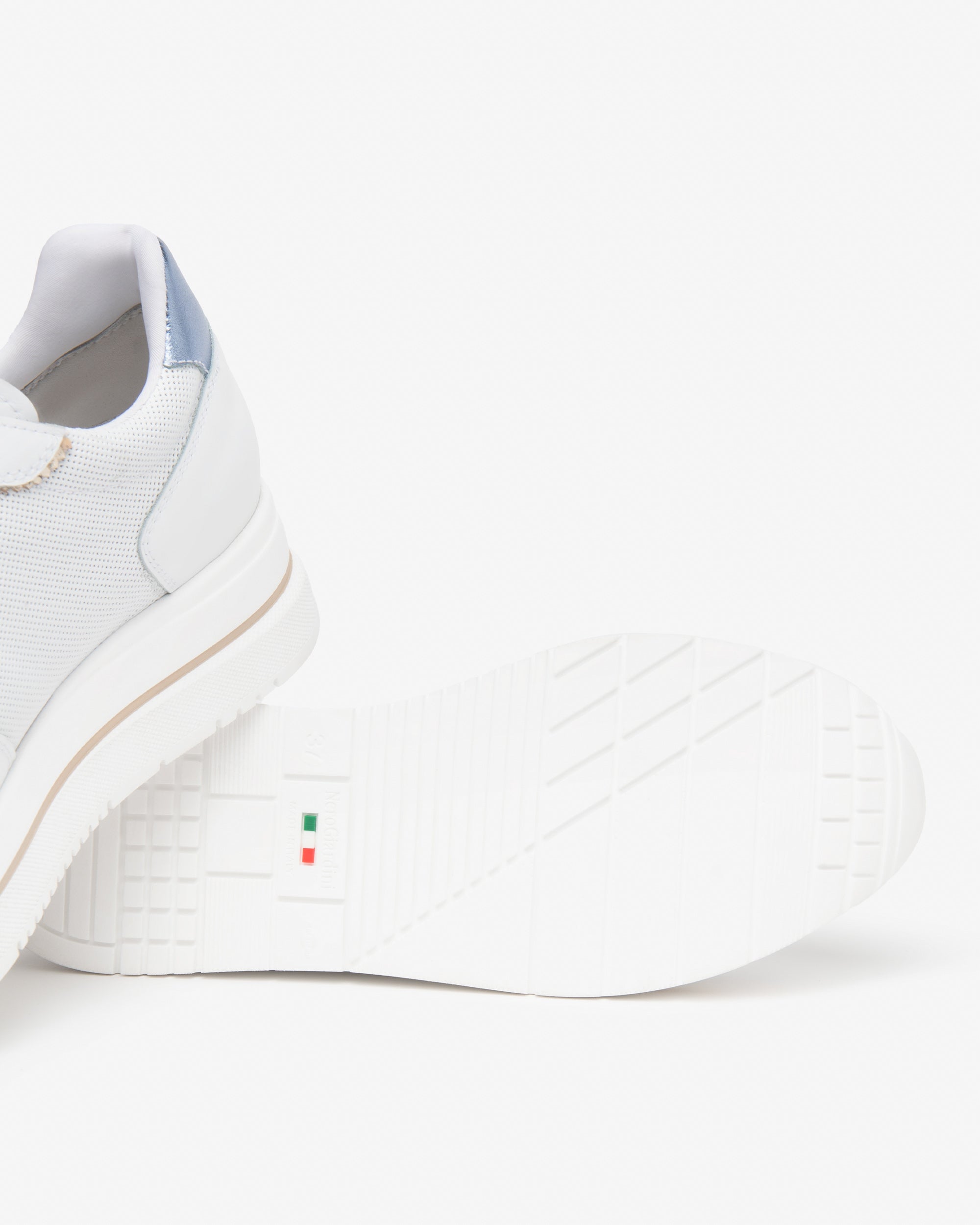 Sneakers Donna in Pelle e Materiale Tecnico
