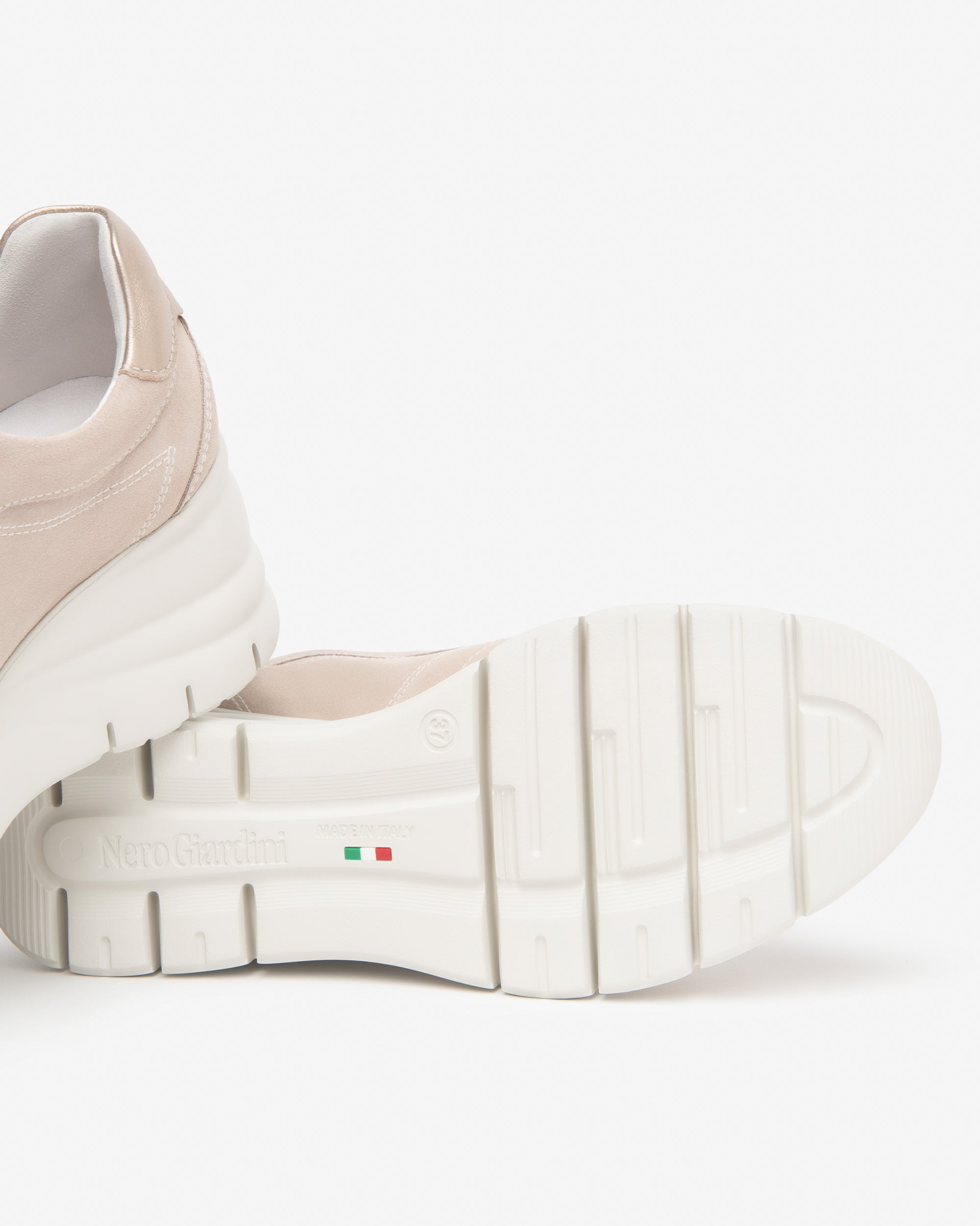 Sneakers Donna in Suede e Pelle