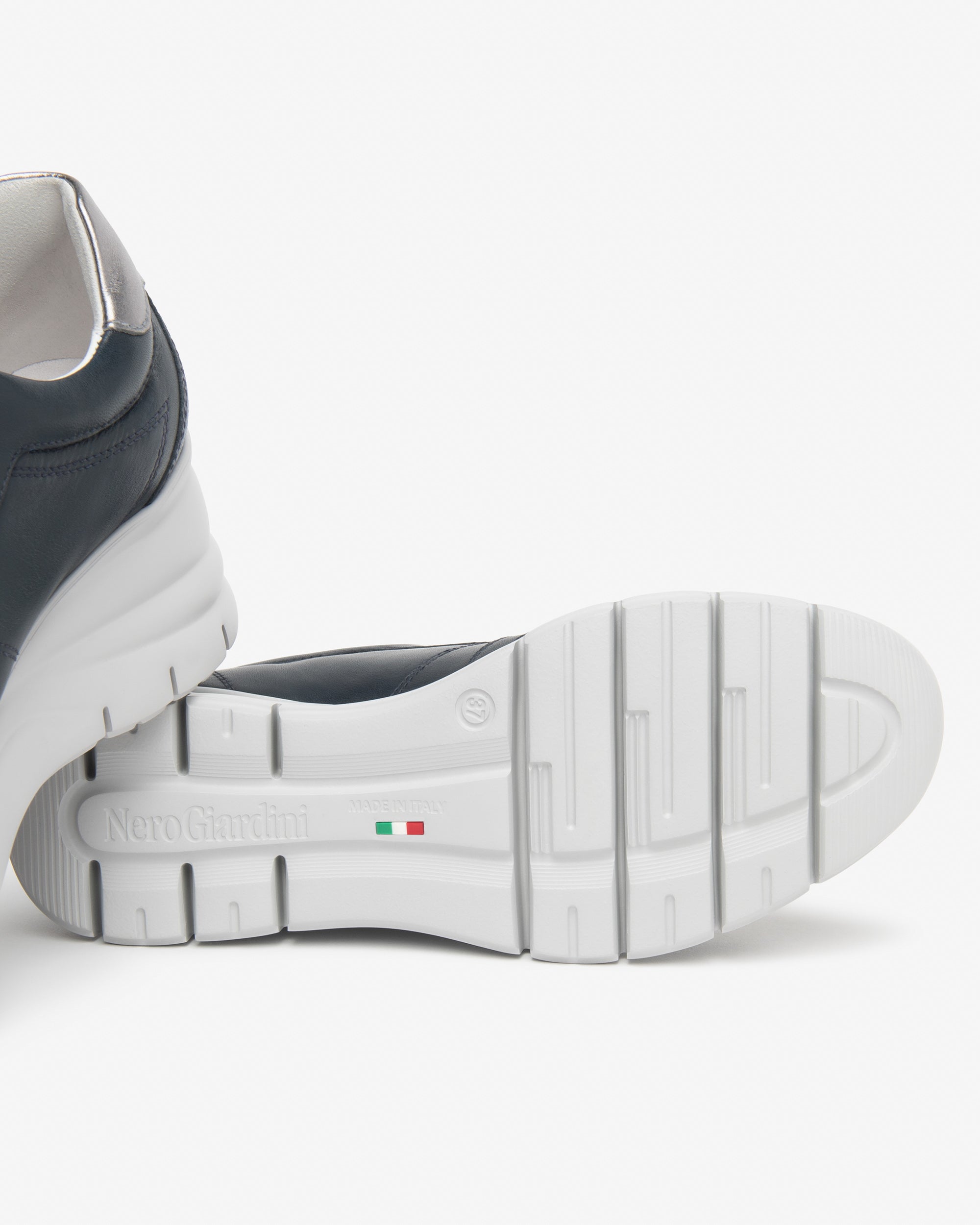 Sneakers Donna in Pelle e Materiale Tecnico
