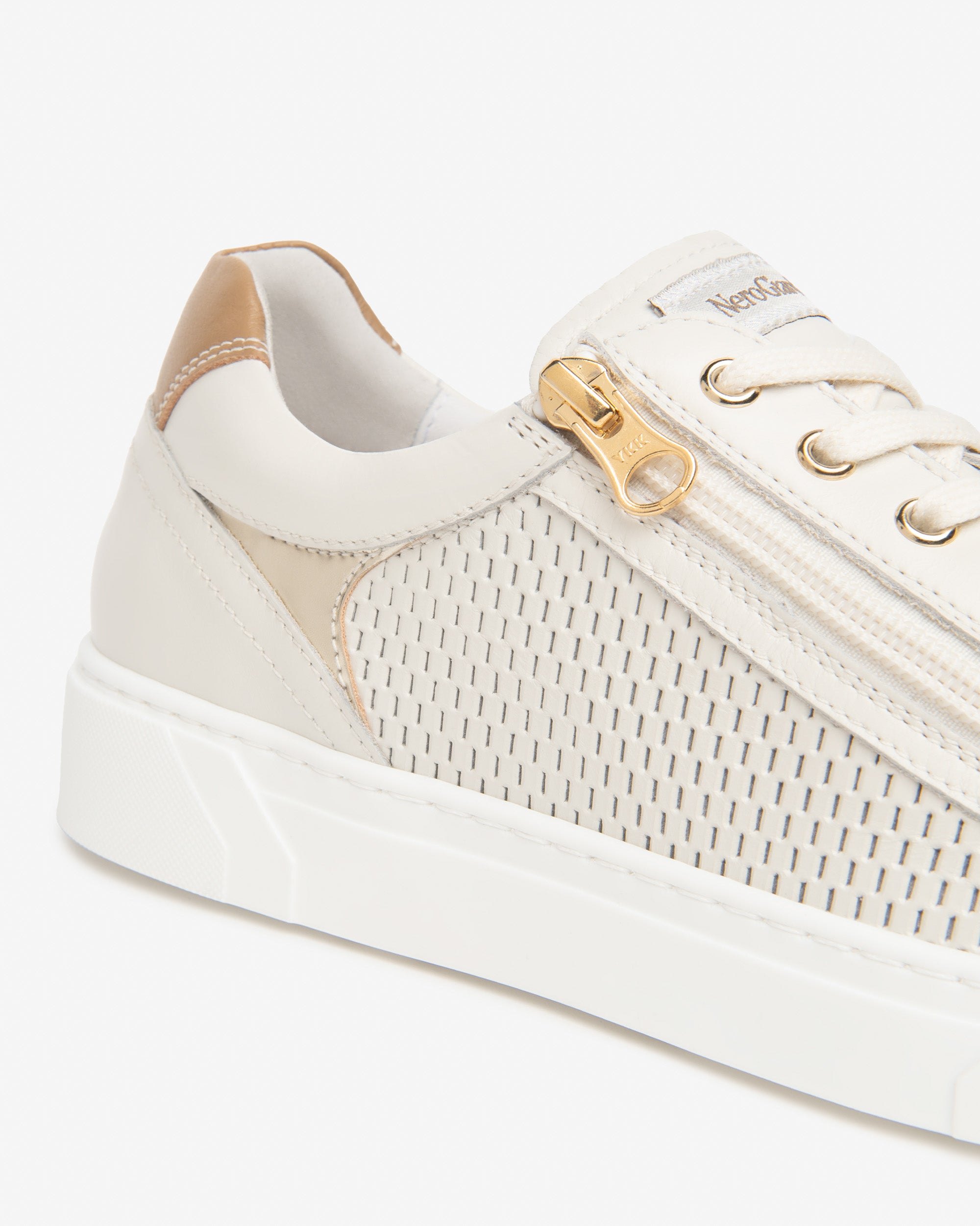 Sneakers Donna in Pelle e Materiale Tecnico
