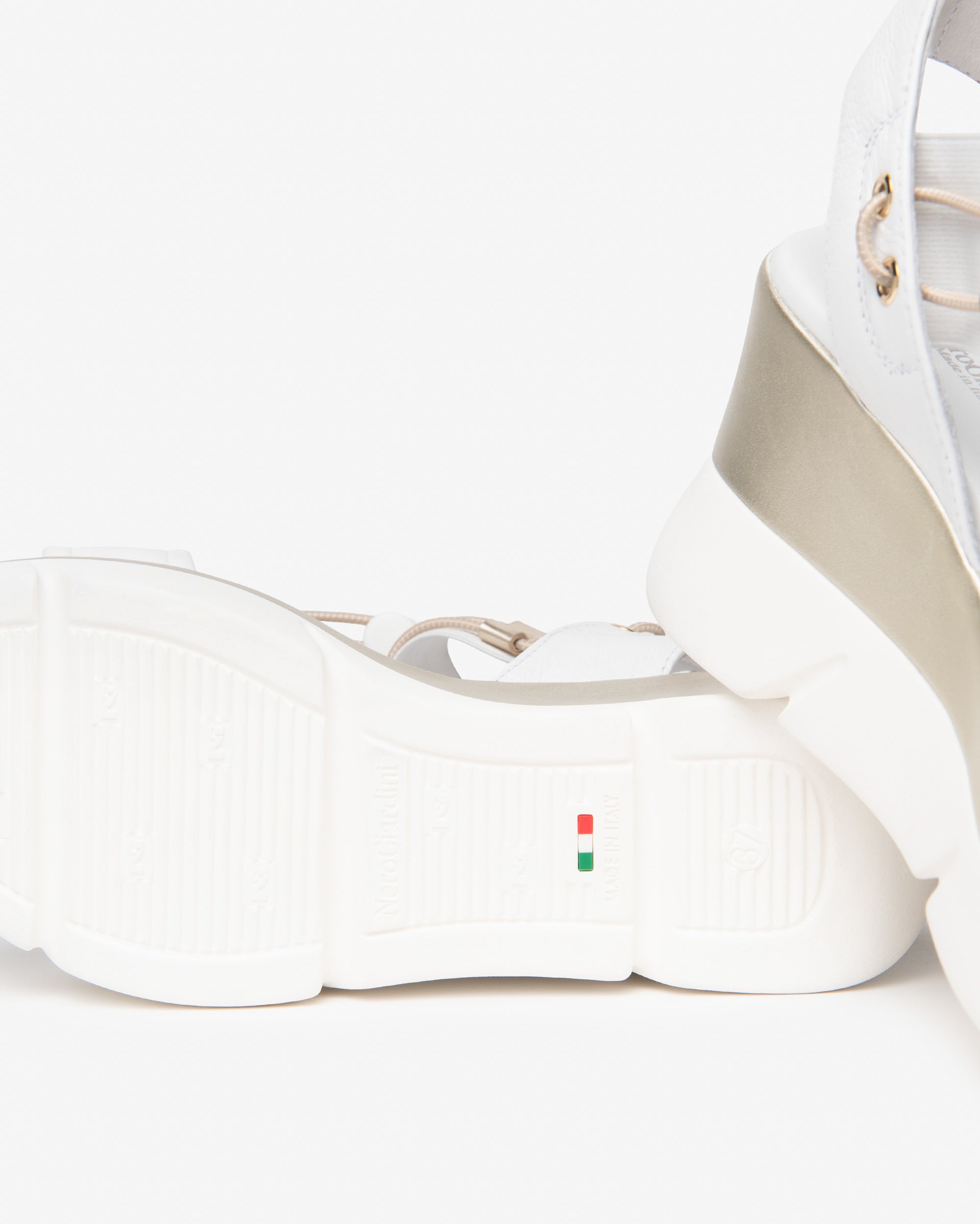 Sandali Donna in Pelle e Materiale Tecnico